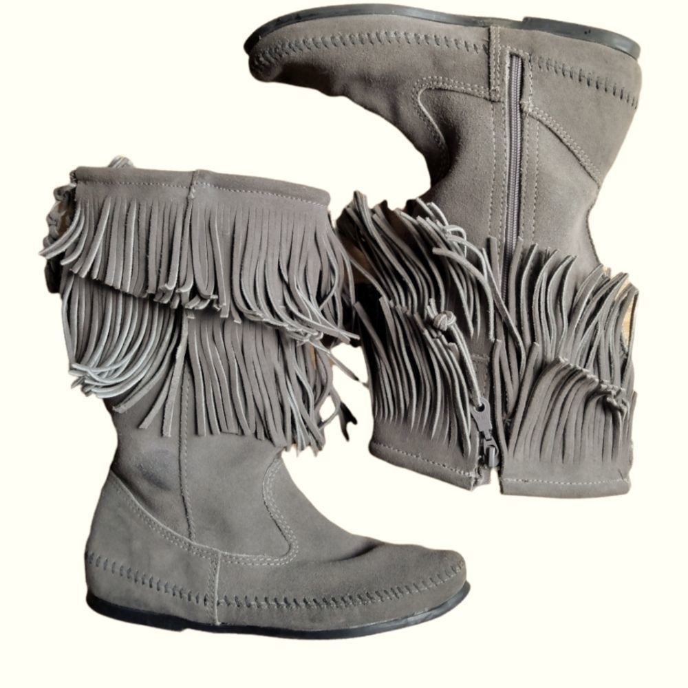 Minnetonka Taupe Fringe Moccasins